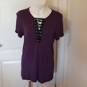 Lace up front T-shirt 💜👩‍🎤